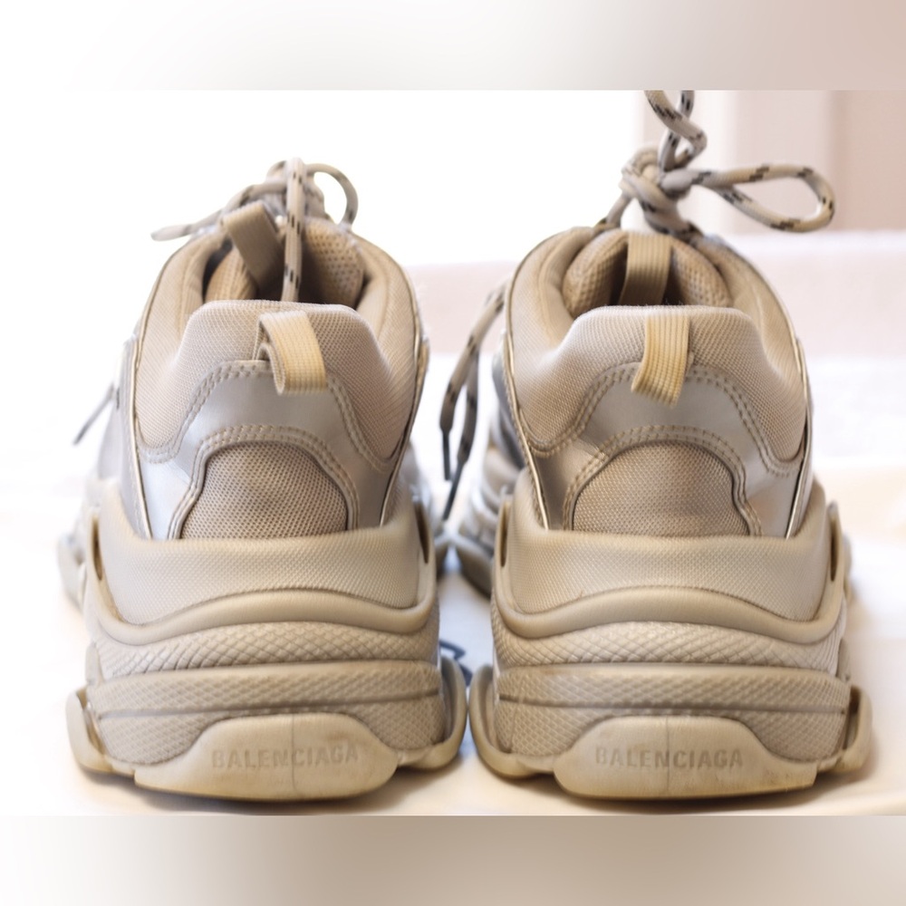 Balenciaga Silver Sneakers - Picture 2 of 10